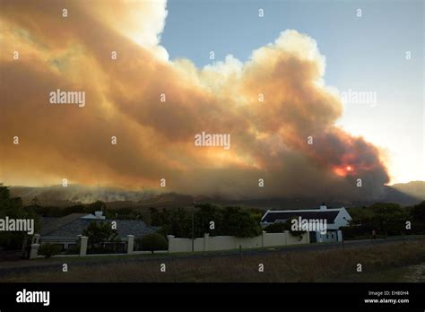 Summer Wild Fires In Cape Town Stock Photo Alamy