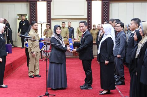 Wagub Chusnunia Lantik Pejabat Fungsional Di Lingkungan Pemerintah