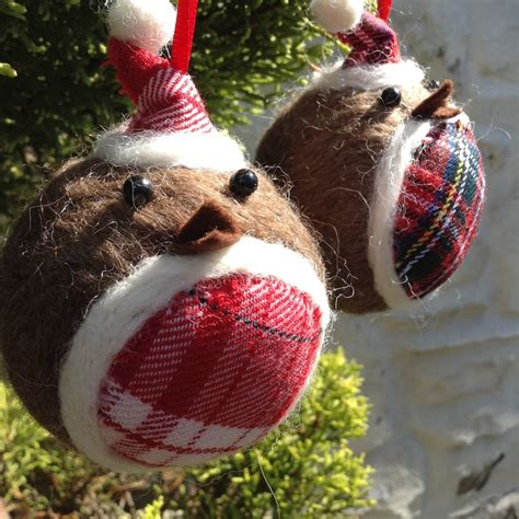 Handmade Needle Felted Robin Bauble With Tartan Tummy Etsy