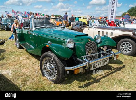 Panther Car Hi Res Stock Photography And Images Alamy