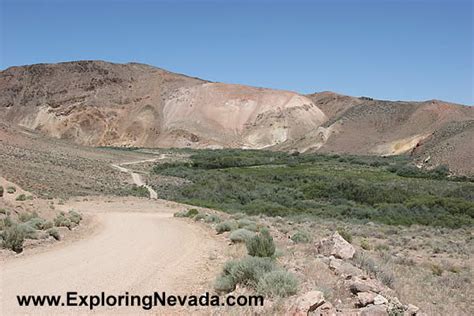 Photographs of the Walker River Scenic Drive in Nevada - The East Walker Road