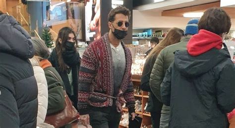 Fabrizio Corona Dal Carcere Al Capodanno A Cortina Shopping Con La