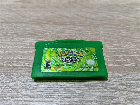 Pokemon Leaf Green Game Boy Advance 2004 GBA Authentic Tested Working