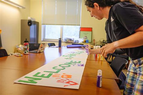 Residential Assistants Prepare For Move In Days Daily Photo Aug 18