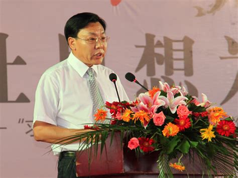 中国商业联合会副会长王民致辞策划大会江西新余策划专家新浪财经新浪网