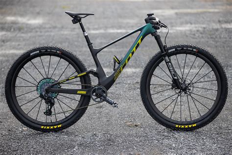 Scott Shares The Build Details Of Nino Schurters 2021 Spark RC Race Bike