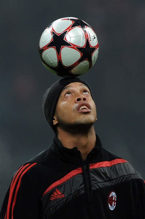 Ronaldinho Milan Wallpapers Wallpaper Cave