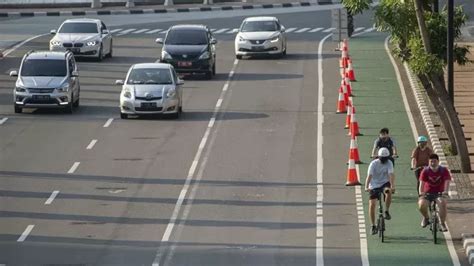 Dishub Dki Akui Cabut Stick Cone Jalur Sepeda Di Ruas Jalan Ini