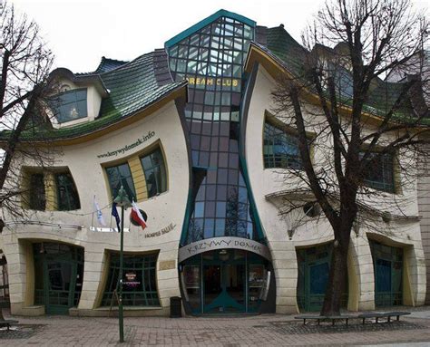 Crooked House, Sopot, Poland photo on Sunsurfer