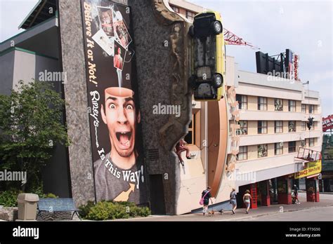 Ripley S Believe It Or Not Building Clifton Hill Tourist Area Niagara