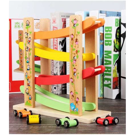 Wooden race track with vehicles – toytribe