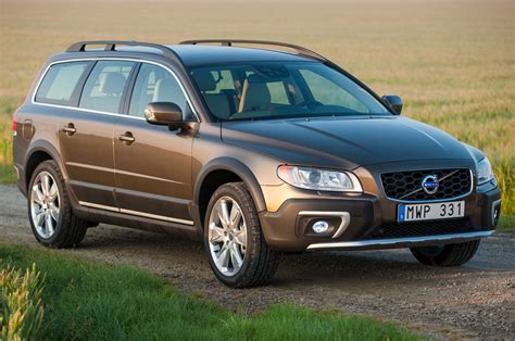 2014 Volvo XC70 - Information and photos - MOMENTcar