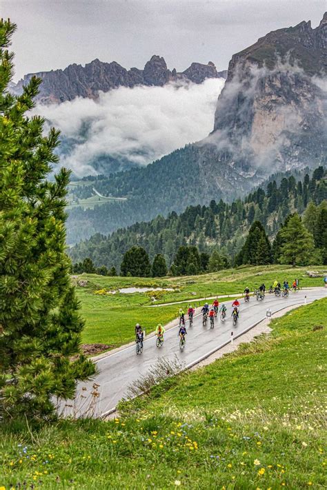 Sellaronda Bike Day Un Successo Nonostante Il Maltempo Locale Alto