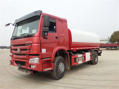 Sinotruck Sinotruk Howo Hohan Fuel Tank Water Tank Special Refueling