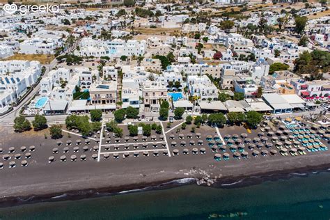 Veggera Hotel in Perissa, Santorini | Greeka