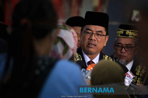 Bernama On Twitter Terkini ️suk Melaka Zaidi Johari Sahkan Ydp Negeri