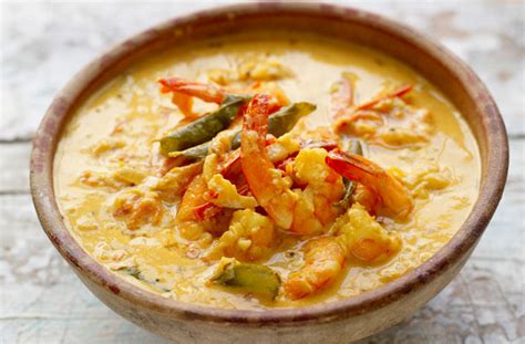 Jamie Oliver S Prawn Curry Recipe Goodtoknow