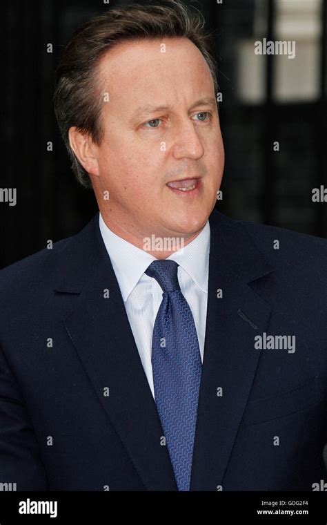 David Cameron delivers his last speech as PM to waiting media before ...