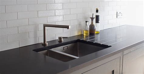 Столешницы из кварца. Кварцевые столешницы из камня в Киеве | Home ...