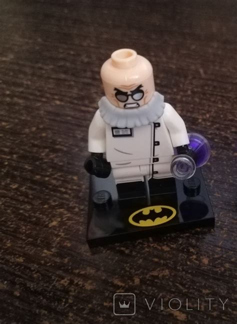 LEGO 71020 The LEGO Batman Movie Minifigures Series 2 04 Hugo Strange