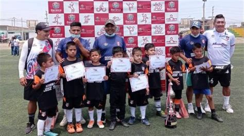 Premiación del Campeonato de Fútbol de Menores Noticias