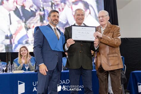 Nuevos Profesionales Recibieron Sus Diplomas En La Colaci N De