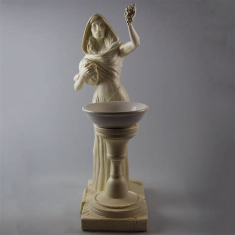 Hestia Statue - Handcrafted by the Artist