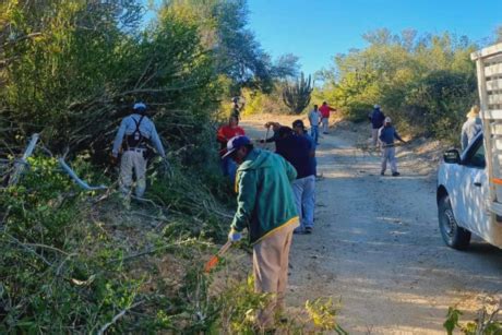 Limpian Y Rehabilitan Caminos En La Zona Rural De Los Cabos Posta