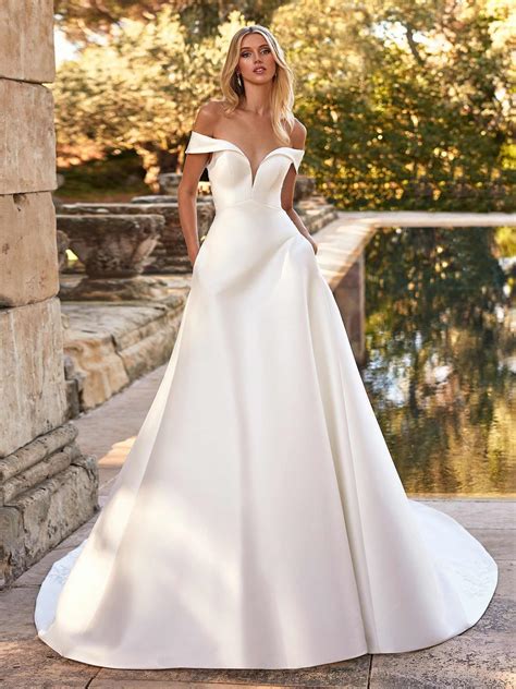 Winnie Collezione Pronovias Abito Da Sposa Ampio Semplice Temptation