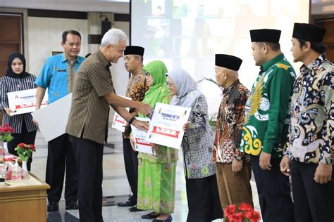 Kucurkan Rp Miliar Dana Hibah Kepada Penerima Ganjar Hati