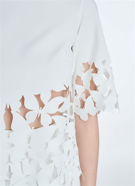 T Shirt In White Cutcuutur
