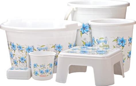 Coloured Printed Plastic Bathroom Set Quantity Per Pack 6 Pcs At Rs