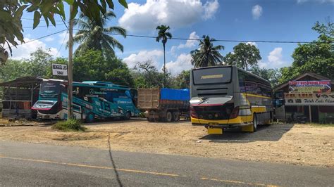 Menunggu Kedatangan Bus PMH Indra Bersinar Menuju Medan Hari Ini