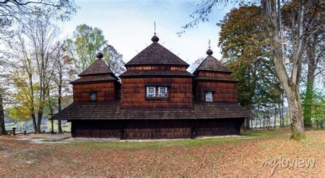 Cerkiew świętego michała archanioła w smolniku bieszczady wall mural