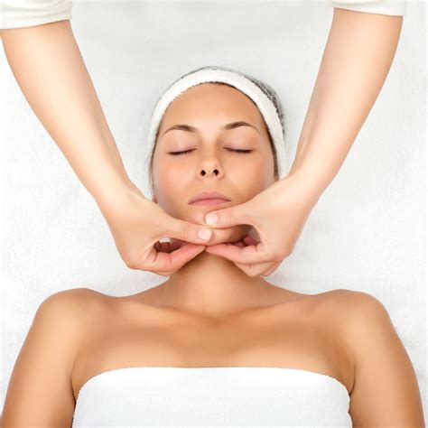 Shiatsu Masaje Craneo Facial Alquemila