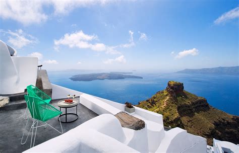 Santorinian harmony at Sophia Luxury Suites • Luxury Hotels TravelPlusStyle