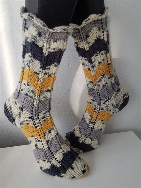 Handgestrickte Socke Zickzack Gr Wei Gelb Anthrazit Socken