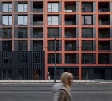 Iconik: Residential building in Karlín,|Residential Building