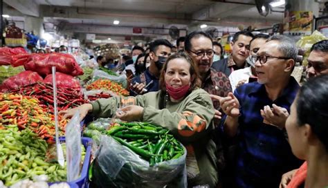 NUSABALI Tinjau Pasar Badung Mendag Bersyukur Harga Kebutuhan