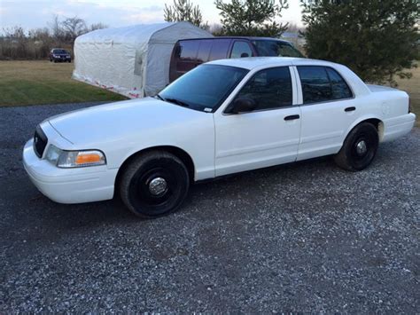 Crown Victoria Police Interceptor 2009 Le Garage Autopassion