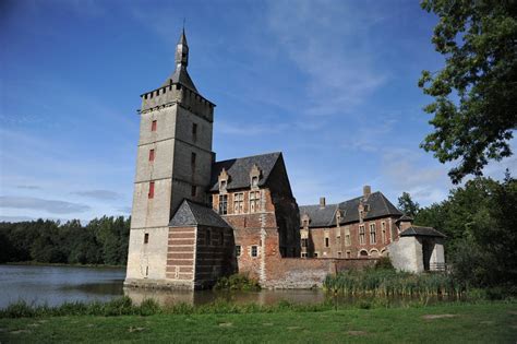 Merlin and Rebecca: Castle Hunting: Kasteel van Horst