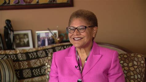 President Biden Vp Harris Endorse Karen Bass In La Mayoral Race Fox