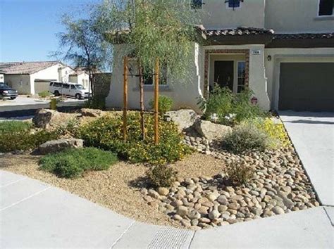 Xeriscape Front Yard Small Front Yard Landscaping Succulent