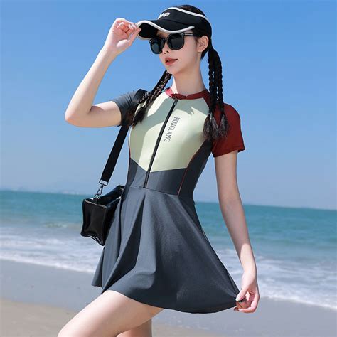 Swimsuit Women S 2025 Cover Belly Slimmer Look One Piece Boxer Swimming Pool Conservative Hot