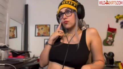 Vita Celestine Laura Cornett Vitacelestine Vitacelestine Nude