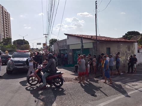 Morador Em Situa O De Rua Morto A Facadas Pr Ximo Ao Viaduto Em