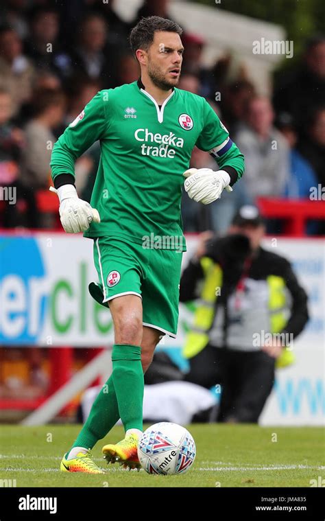 Crawley Town S Goalkeeper Glenn Morris Stock Photo Alamy