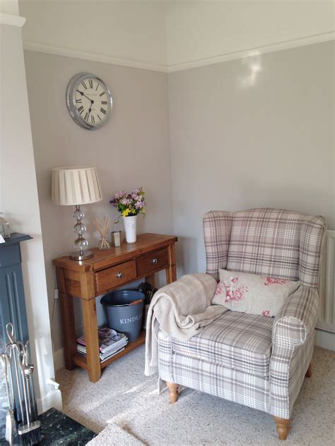 Skimming Stone Farrow And Ball Farrow And Ball Living Room Country