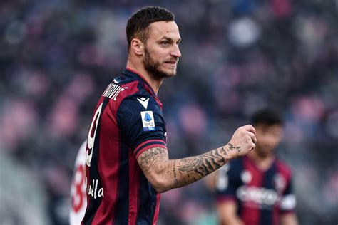 Cagliari Inter Out Acerbi E Sanchez Arnautovic Ci Prova