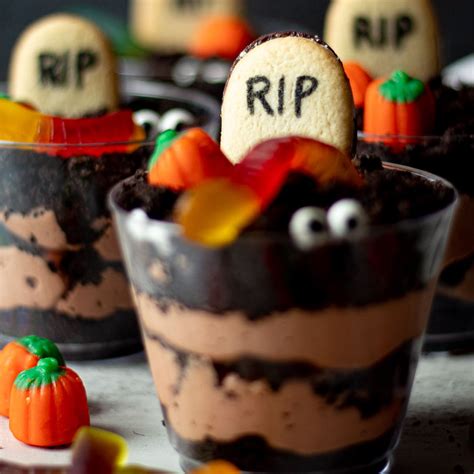 Halloween Dirt Cups Recipe Chen E Today